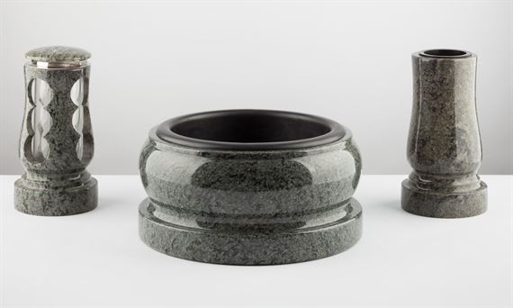 Grabschmuck-Set Nr. 3